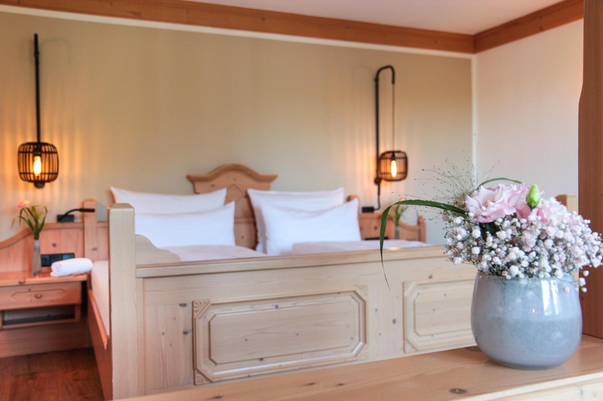 Hotel Leinsweiler Hof Екстериор снимка