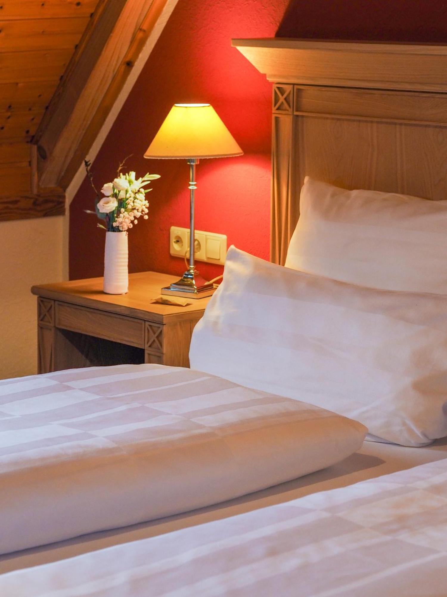 Hotel Leinsweiler Hof Екстериор снимка